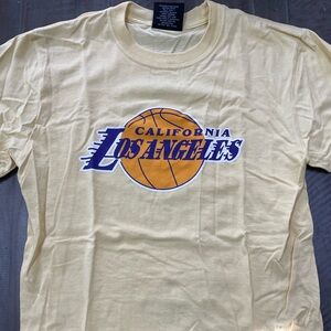 LA Lakers Tee shirt